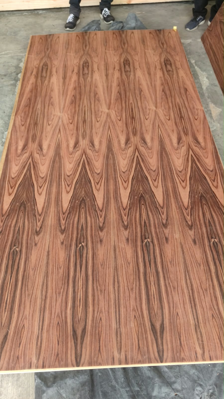 Rosewood Kembang, Fancy Wood